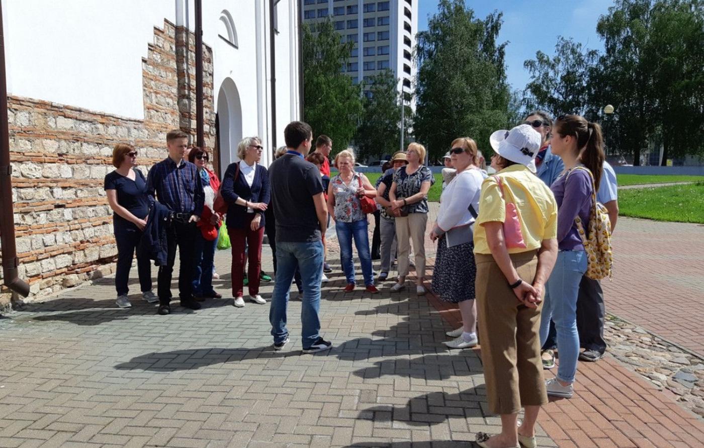 Экскурсионная поездка работников автотракторного факультета в Витебск